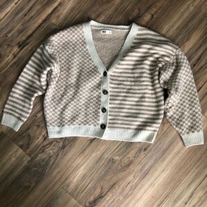 So colorblock cardigan sweater